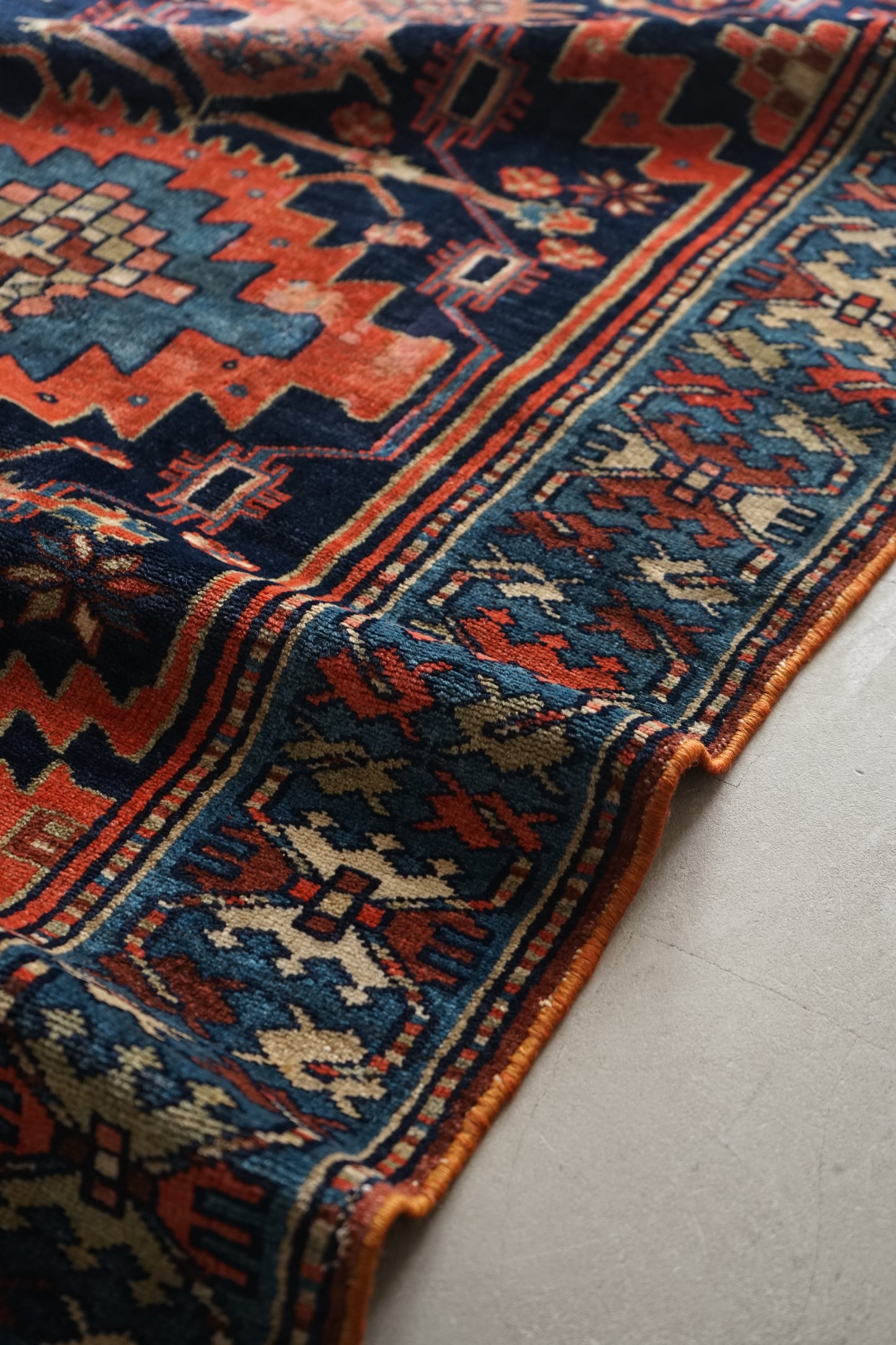 店頭販売 IRAN ANTIQUE BAKHTIARI 1820-1840年代 151 × 101 cm