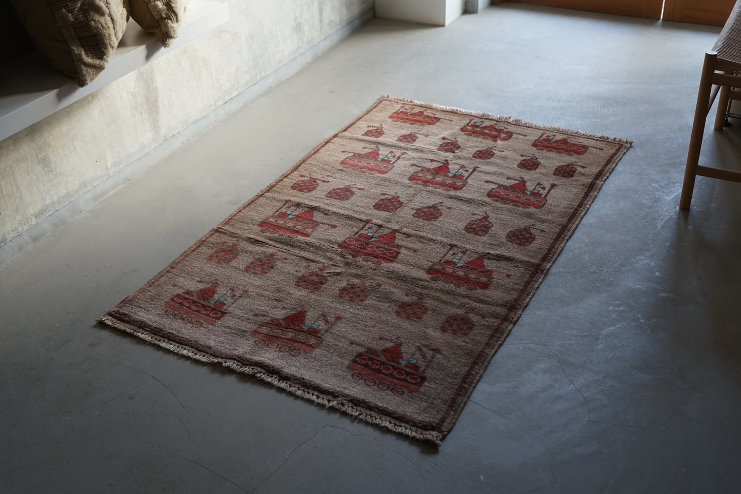 AFGHANISTAN VINTAGE WAR RUG 1980年代 149× 90 cm No.AF2512