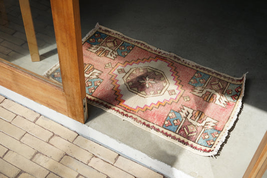 TURKEY VINTAGE DOOR SIZE PINK 88.5 × 53 cm No.TR2552