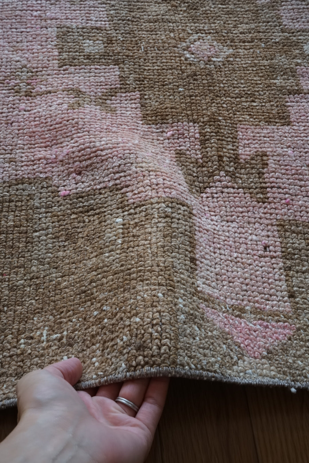 Türkiye Old Oushak Pink , Brown 1968年代 116 × 54 cm No.TR25502 / 国内送料無料