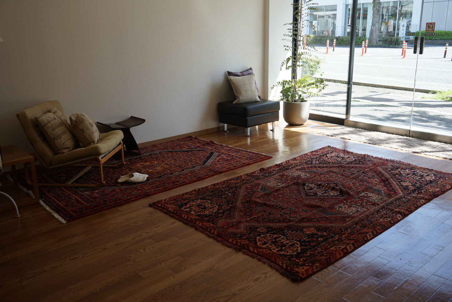 店頭販売 IRAN ANTIQUE SHIRAZ QASHQAI HEYBATLO 1880年代 235 × 148 cm