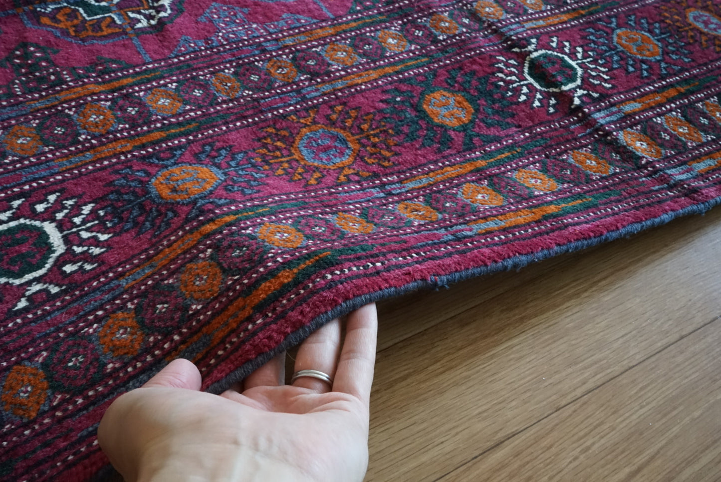 店頭販売 Afghanistan Old Turkmen Cassis 1970年代 210 × 123.5 cm  No.AF2537 / 国内送料無料・羊毛手織り絨毯