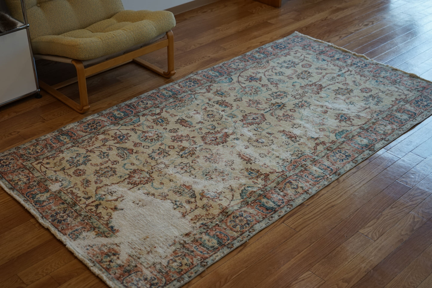 Türkiye Old Isparta Ancient Beige Floral 1970年代 214 × 114.5 cm No.TR25436