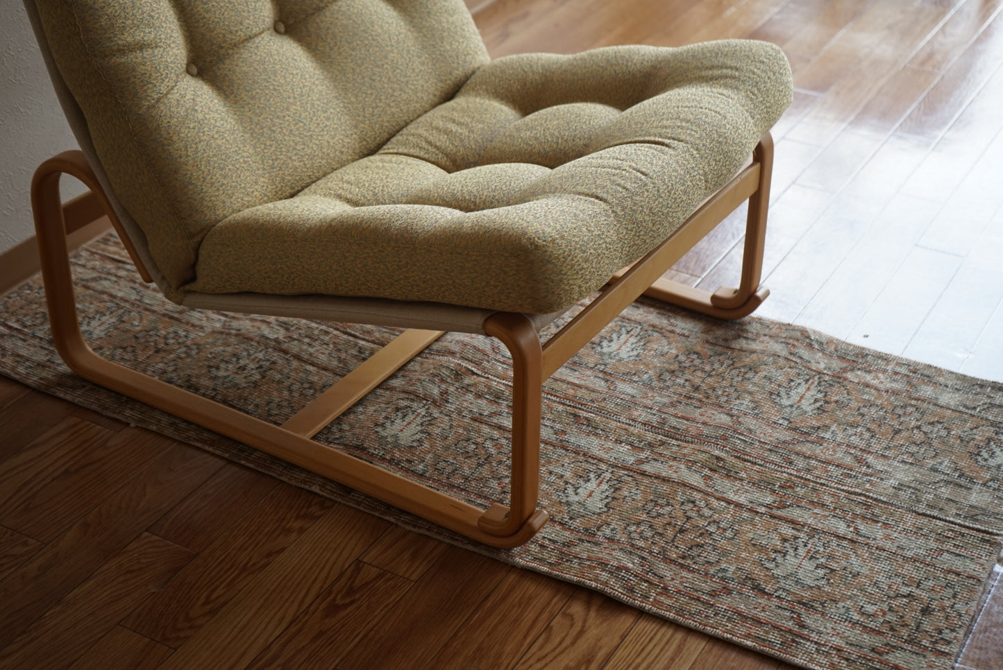 Türkiye Old Oushak Beige , Orange Patchwork Runner 1970年代 131 × 60 cm No.TR25422