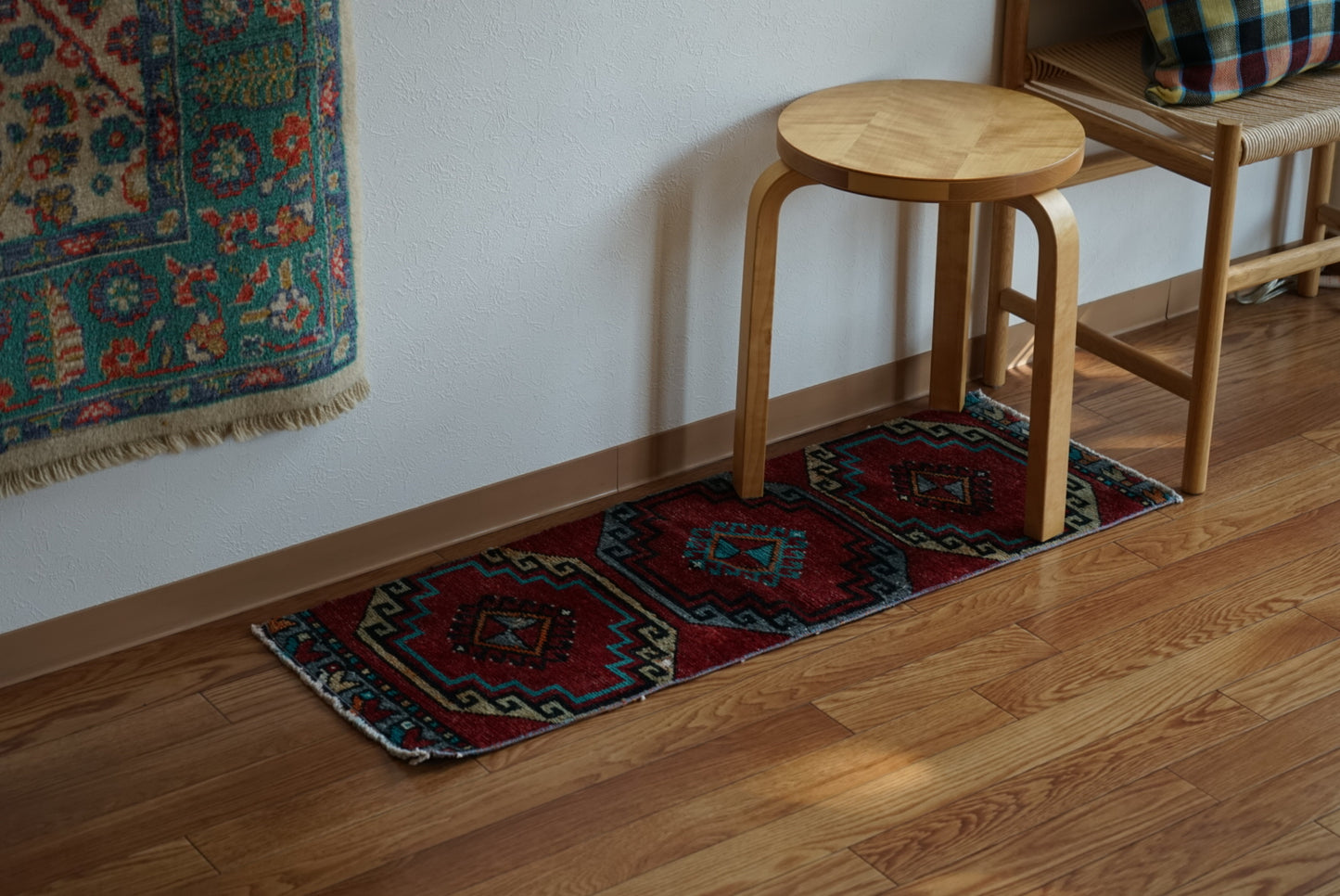 Türkiye Old Oushak Red , Turquoise Runner 1970年代 103 × 36 cm No.TR25542 / 国内送料無料・羊毛手織り絨毯