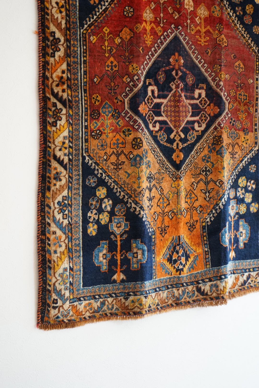 店頭販売 IRAN ANTIQUE QASHQAI BOLVALDI 1860年代 136 × 108 cm / 4'4" × 3'5" ft