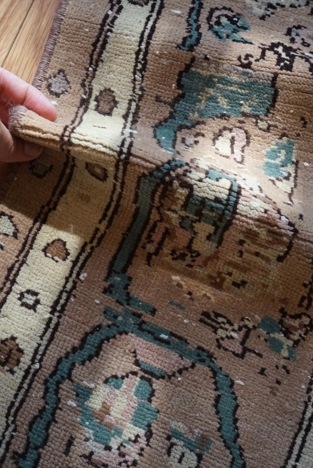 Türkiye Old Oushak Beige , Green Classical Design 1970年代 75 × 53 cm No.TR25468