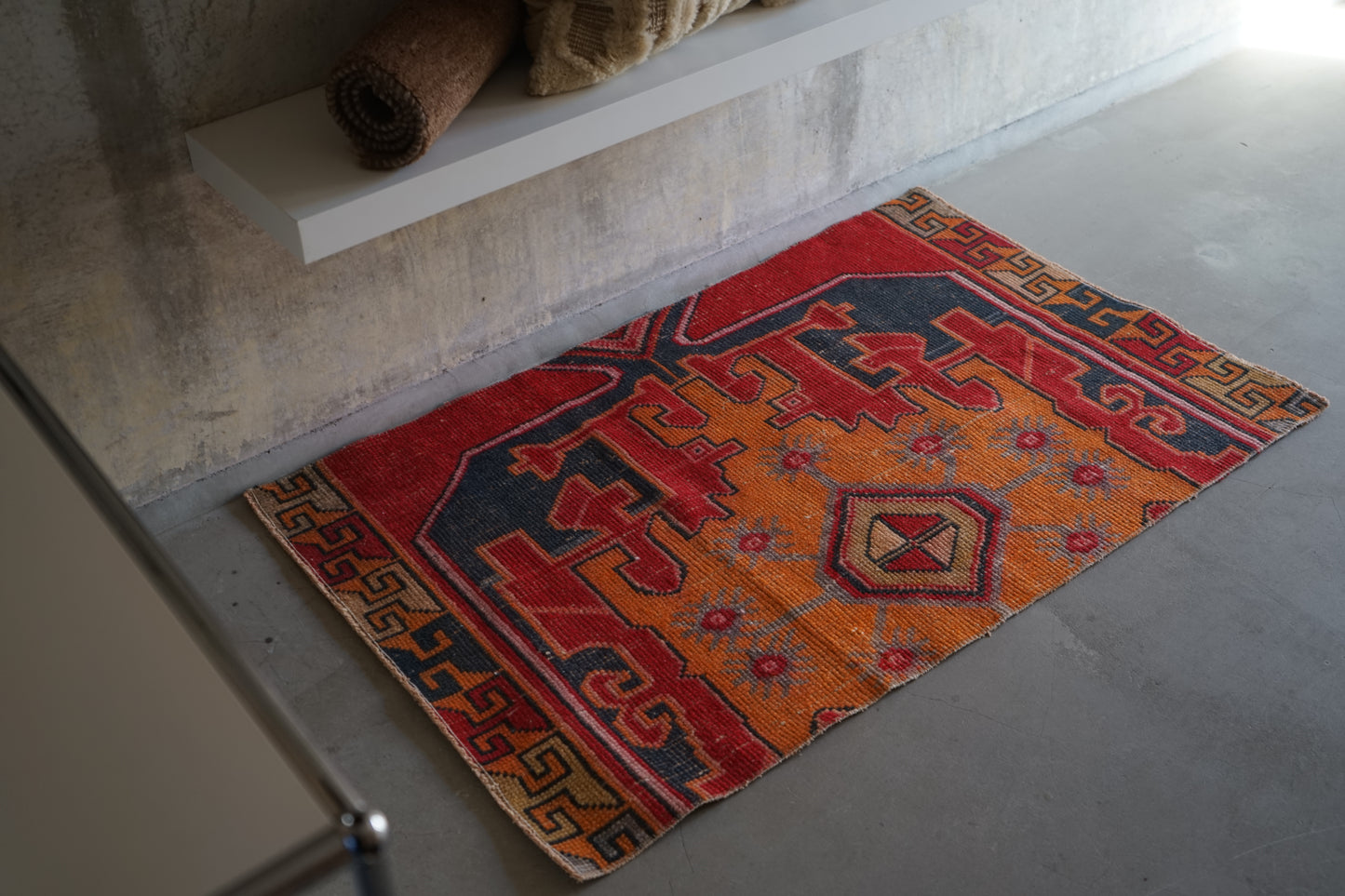 Türkiye Old Oushak Red Small Size 1970年代 120 × 75 cm No.TR25221