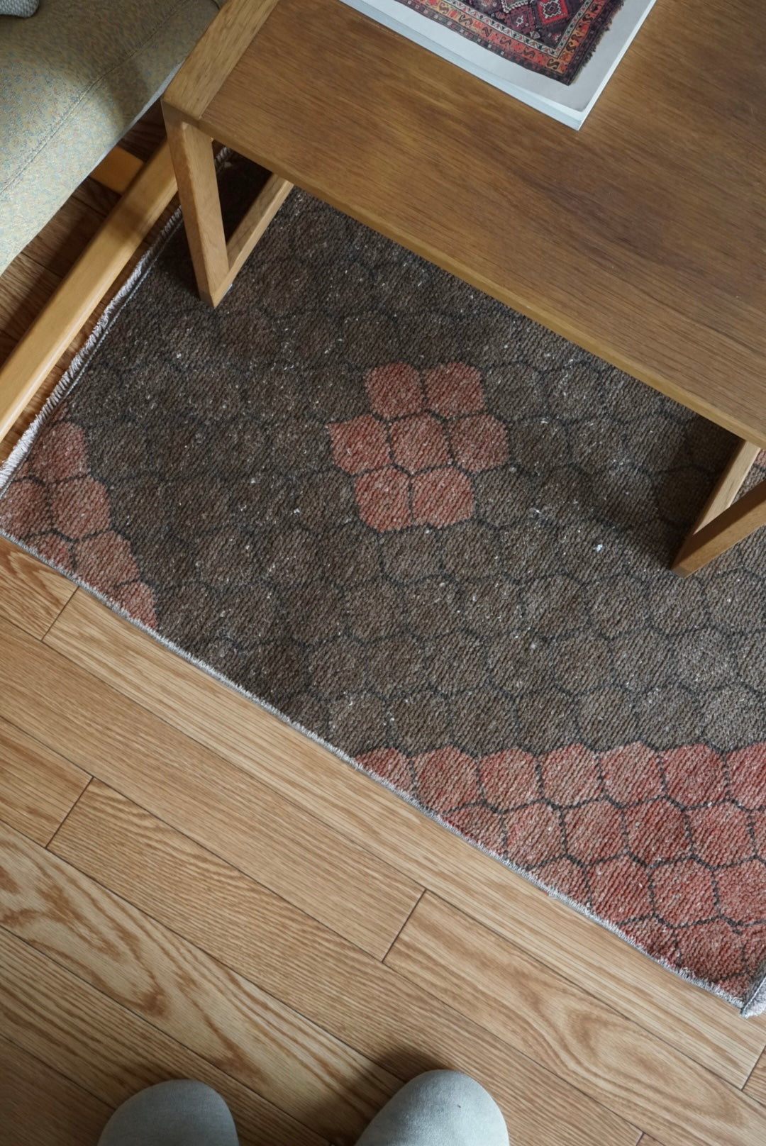 Türkiye Old Oushak Pink , Glay Diamond Hexagon 1970年代 84 × 73 cm No.TR25497 / 国内送料無料