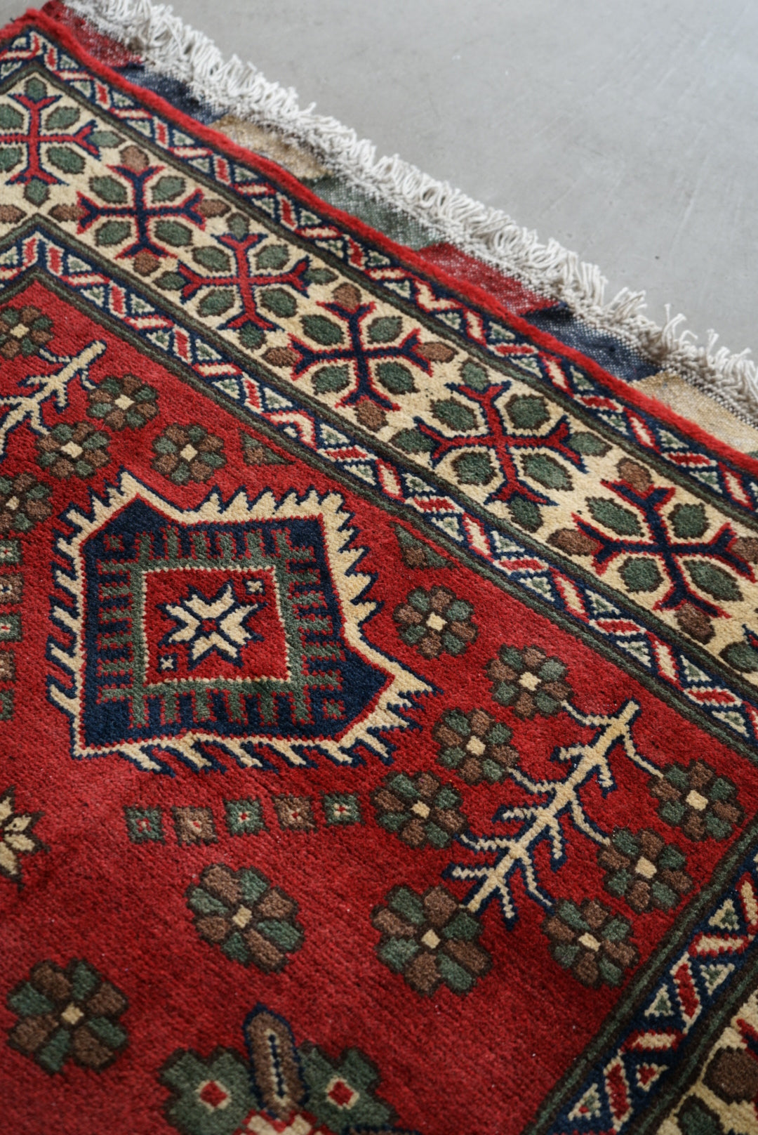 AFGHANISTAN VINTAGE BALUCH 1980年代 161.5 × 101.5 cm