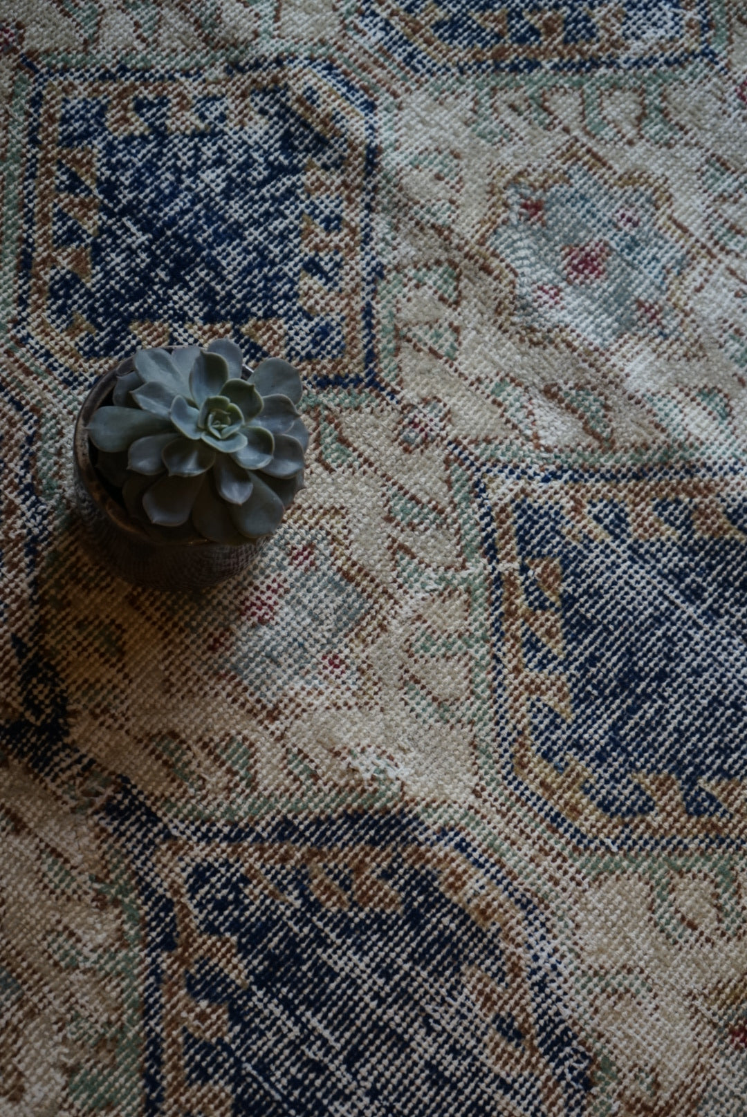 TURKEY VINTAGE ISPARTA 1980年代 125 × 80 cm No.TR25196