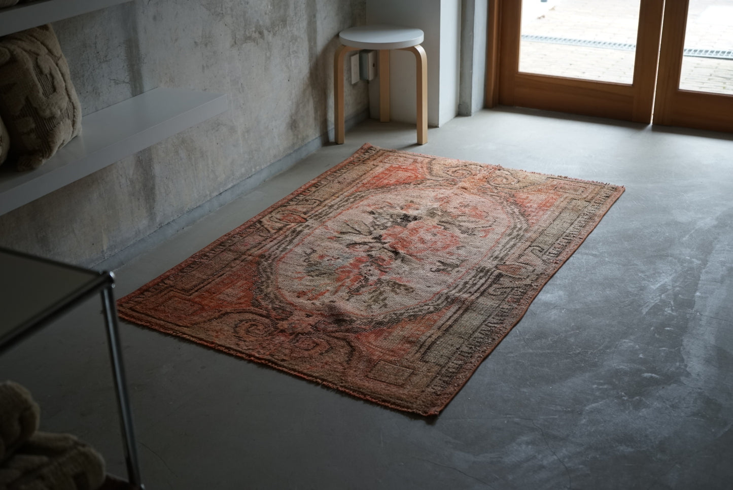 TURKEY OLD ISPARTA ROSE FLOWER 1950-1960年代 161 × 107.5 cm No.TR25129