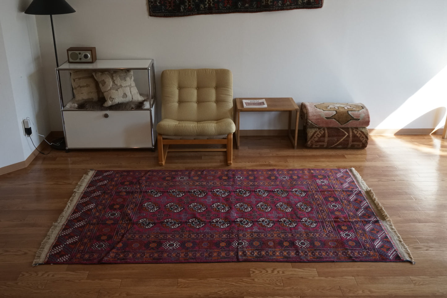 店頭販売 Afghanistan Old Turkmen Cassis 1970年代 210 × 123.5 cm  No.AF2537 / 国内送料無料・羊毛手織り絨毯