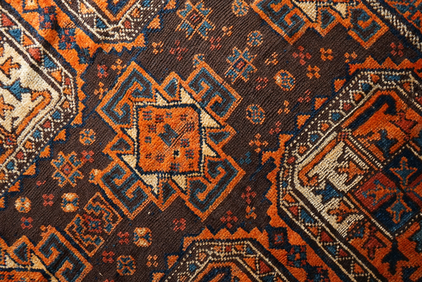 店頭販売 IRAN ANTIQUE SHIRAZ LORI 1860年代 142 × 123 cm