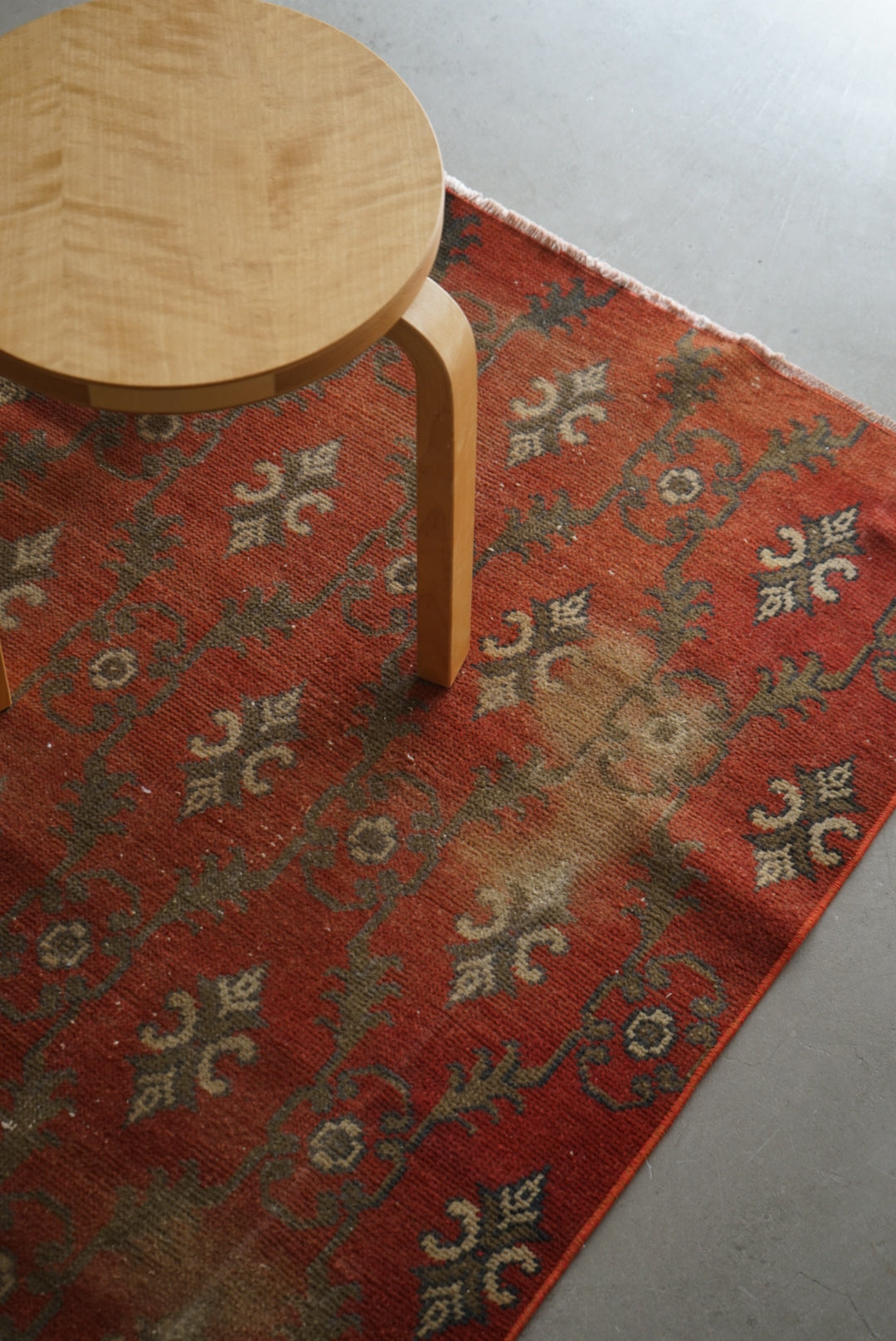 TURKEY OLD ISPARTA BLOOD ORANGE 1970年代 172 × 86 cm No.TR25150