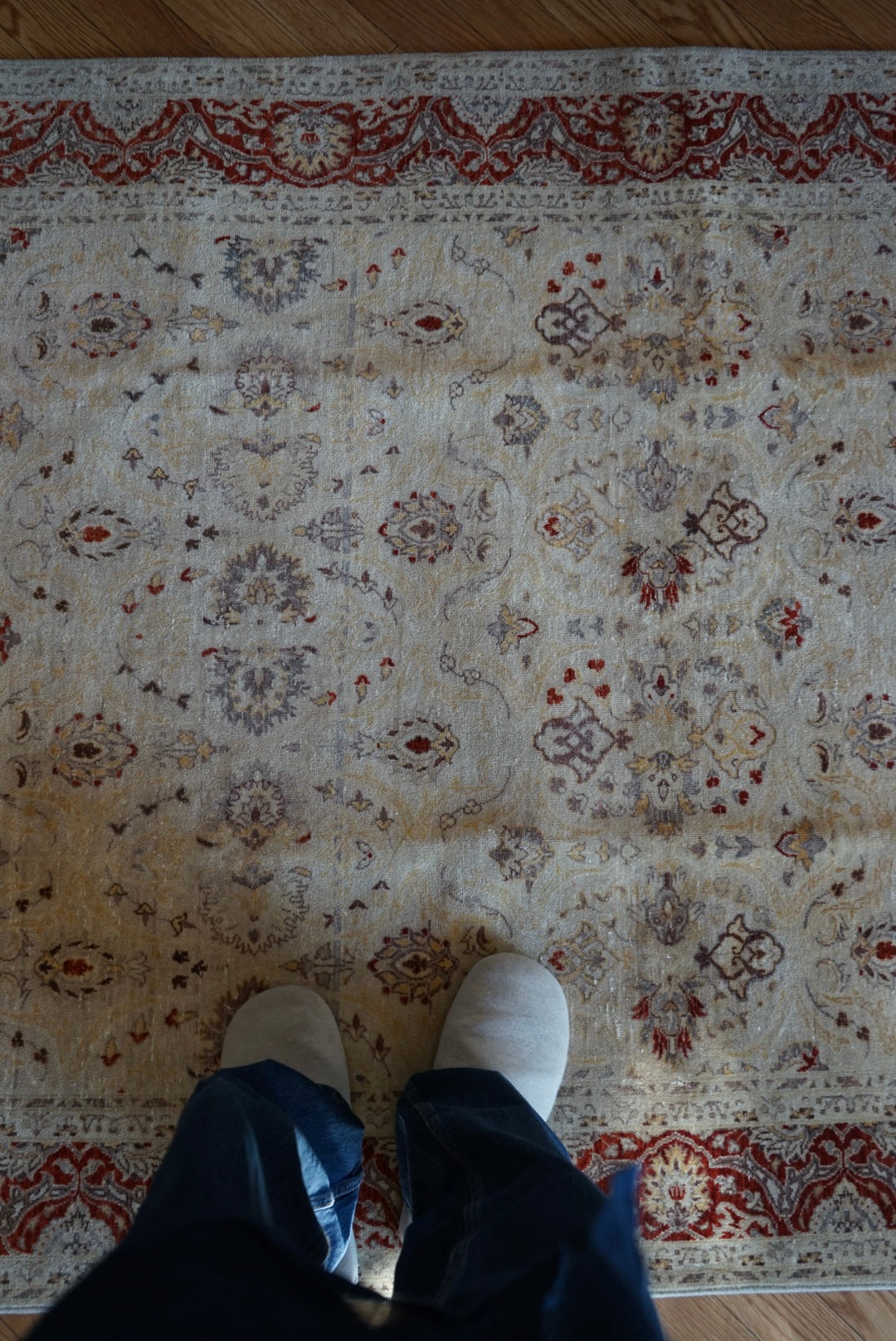 Türkiye Old Anatoria Beige , Red 1960年代 222 × 136 cm No.TR25551 / 国内送料無料・羊毛手織り絨毯