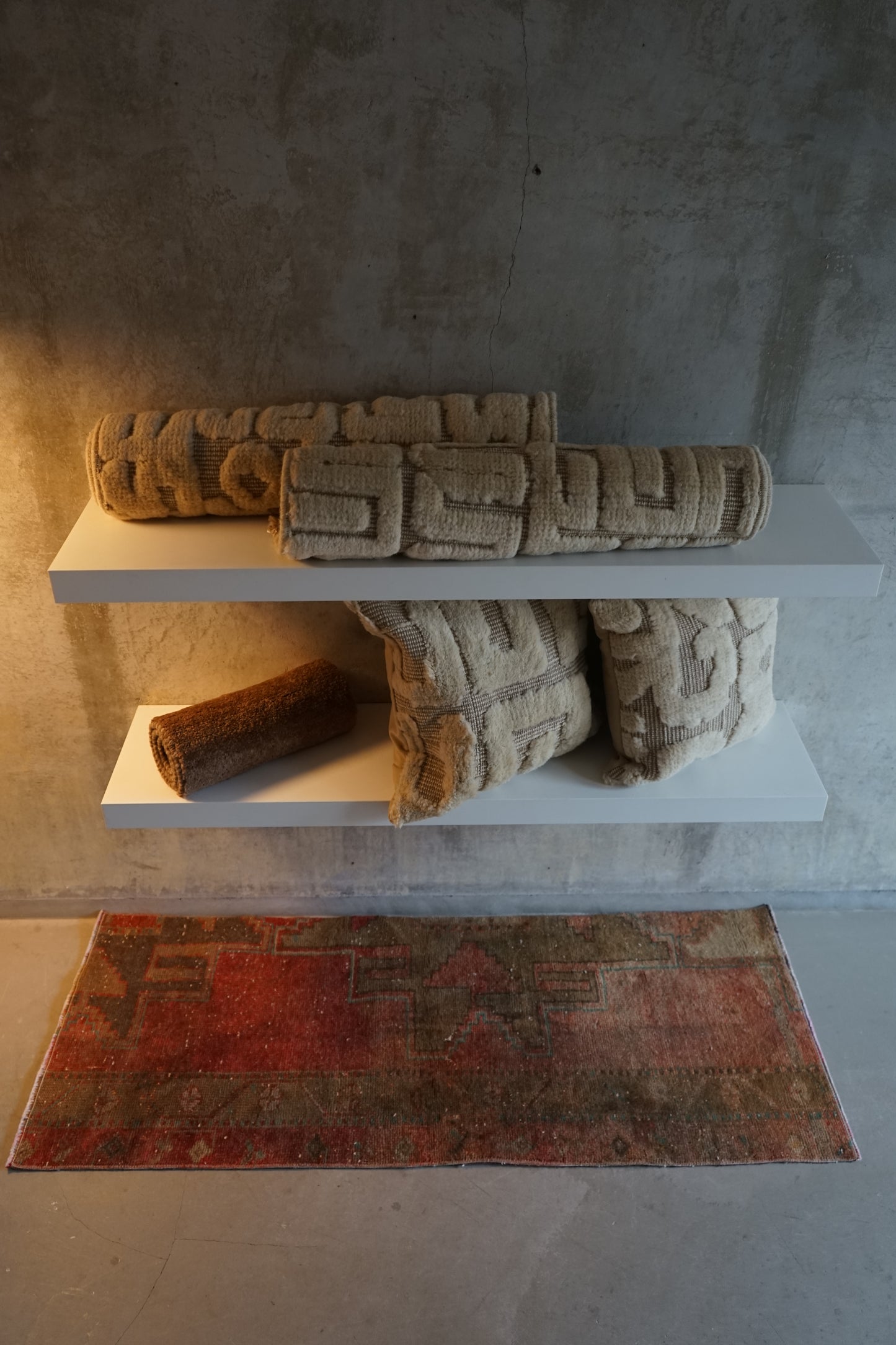 TURKEY OLD ISPARTA RUNNER 1970年代 132 × 51.5 cm No.TR25203