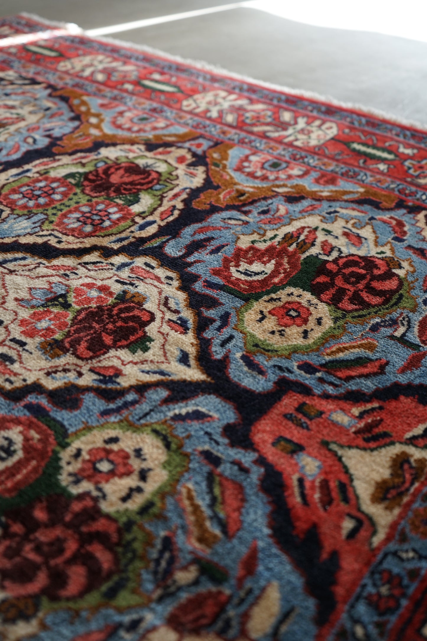 IRAN ANTIQUE BIJAR SANANDAJI MILZA ALI 1920年代 150 × 127 cm