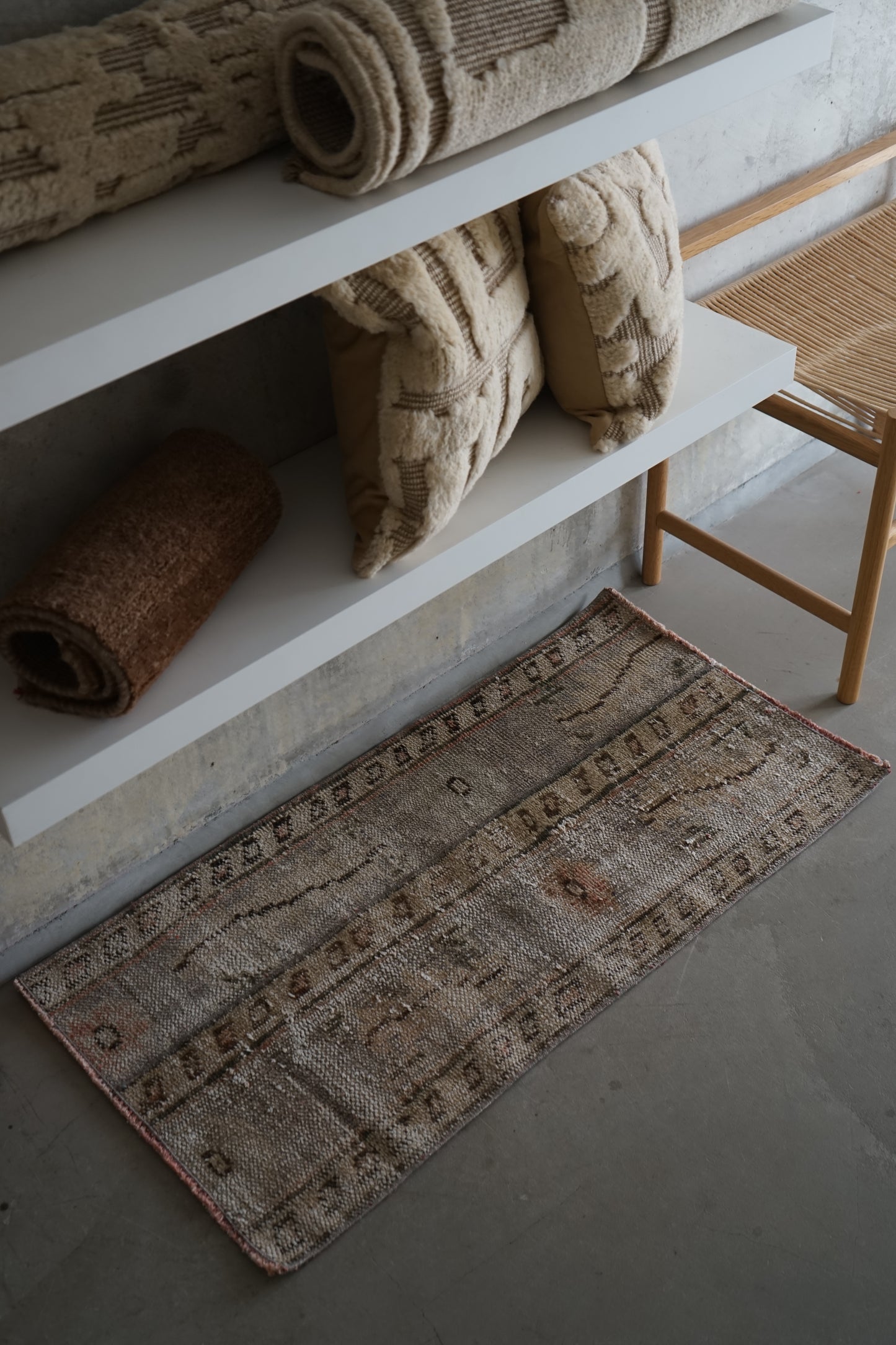 TURKEY VINTAGE SMALL GRAY RUG 100 × 51 cm No.TR25172