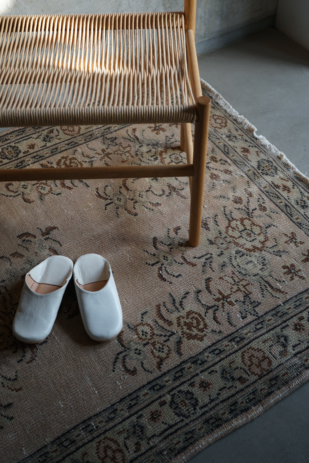 Türkiye Old Isparta Floral Rich Color Beige, Olive 1970年代 195 × 113 cm No.TR25259