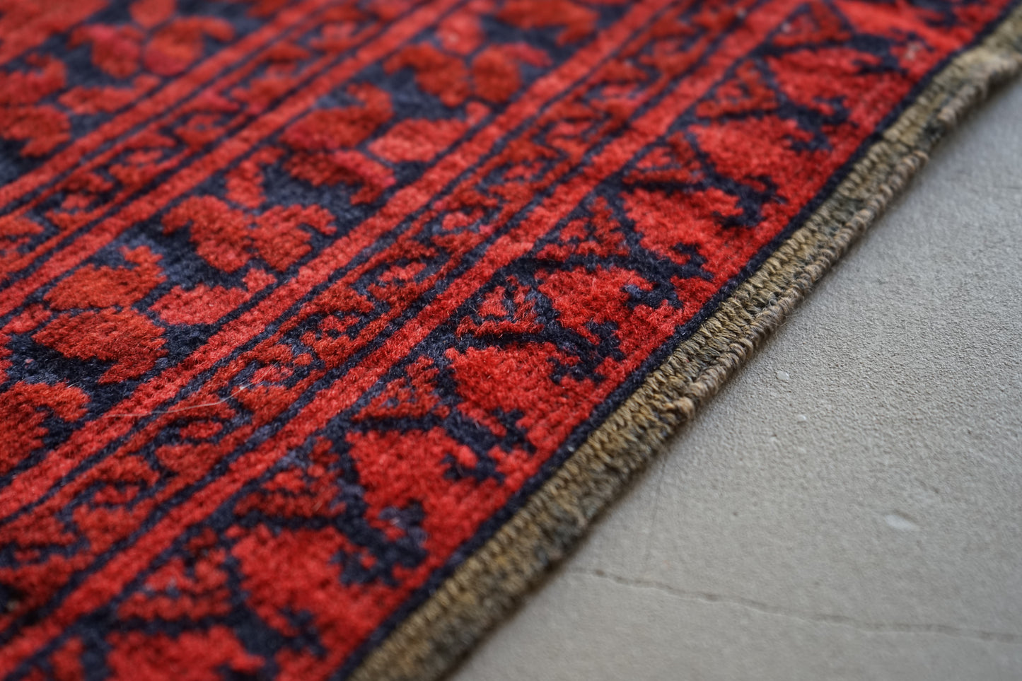 AFGHANISTAN OLD TURKMEN ELEPHANT FOOT 1970年代 112 × 75 cm No.AF2515