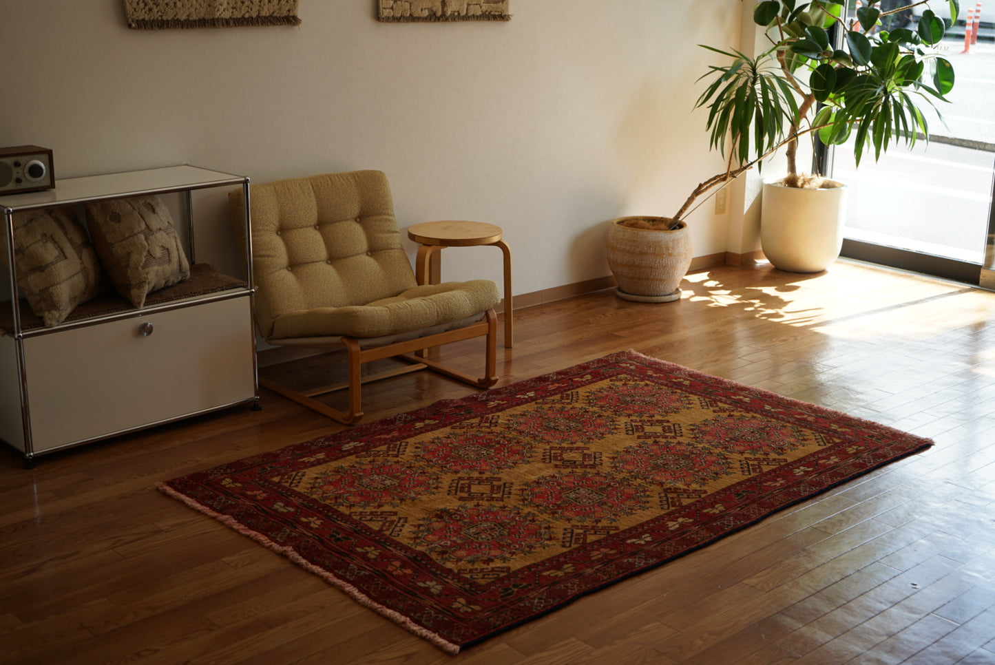 Afghanistan Old Turkmen Yellow Mustard 1950年代 188 × 123 cm No.AF2520