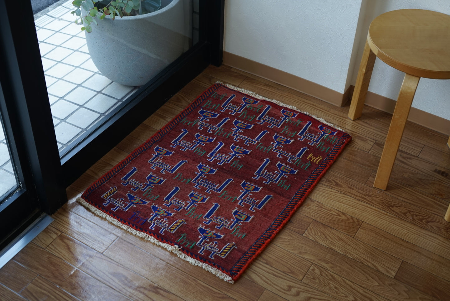 IRAN ANTIQUE SHIRAZ QASHQAI TURKS KILIM 1970年代 76 × 57 cm / 2'5" × 1'8" ft