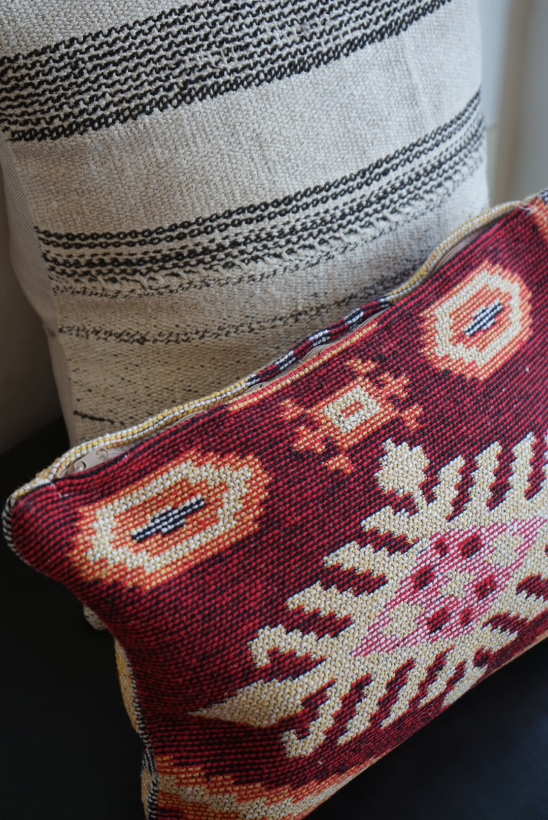 Türkiye Old Kilim Cushion Cover 表 Red / 裏 Yellow 49 × 39 cm No.TR25394