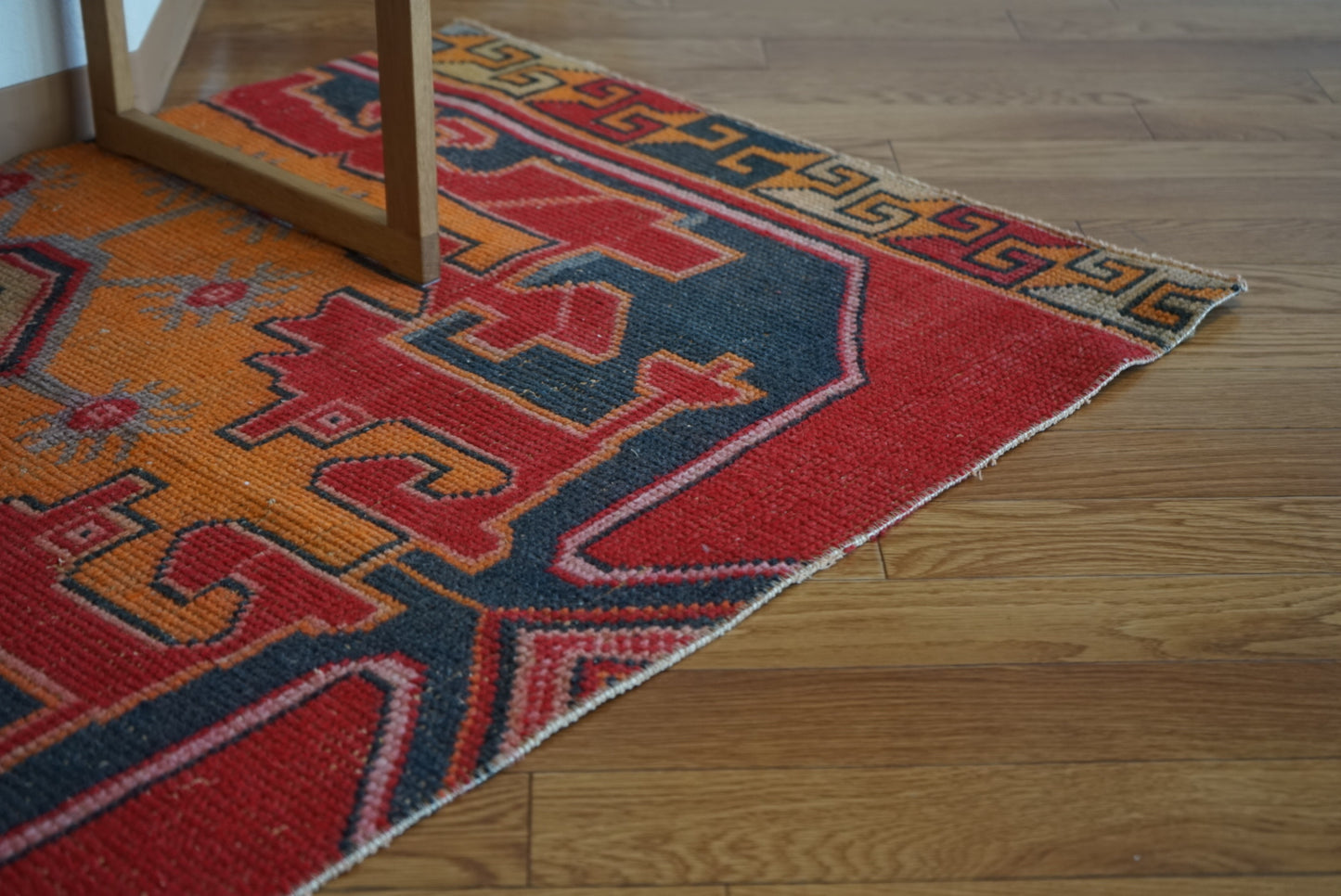 Türkiye Old Oushak Red Small Size 1970年代 120 × 75 cm No.TR25221