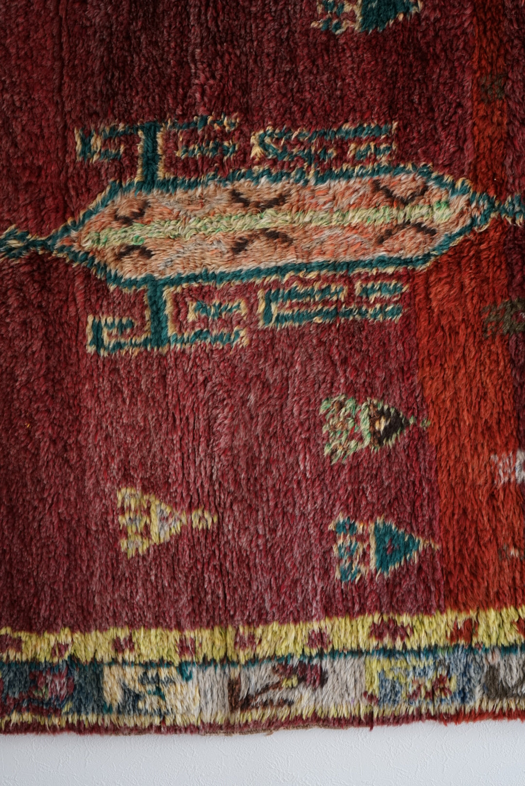 TRIBAL RUG TURKEY OLD OUSHAK 1965年代 154 × 133 cm No.TR25193