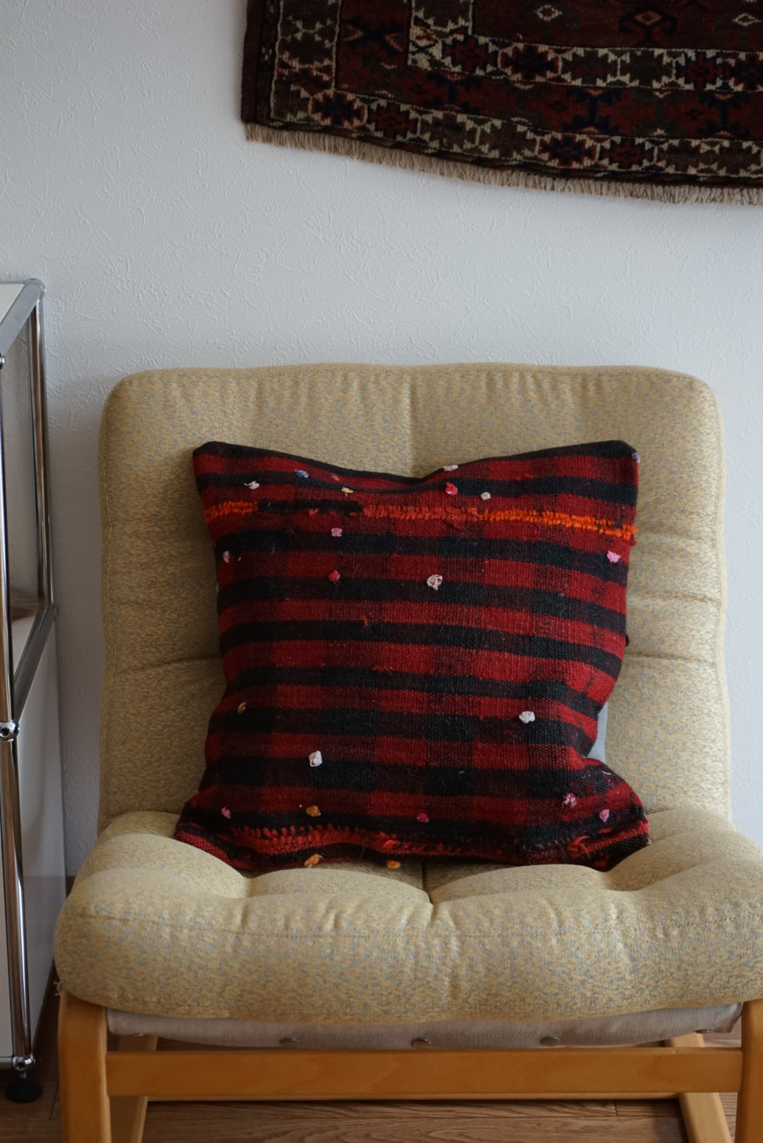 Türkiye Old Kilim Cushion Cover Stripe & Charm Design Red , Black 45 × 45 cm No.TR25532 / 送料無料・羊毛手織りキリム