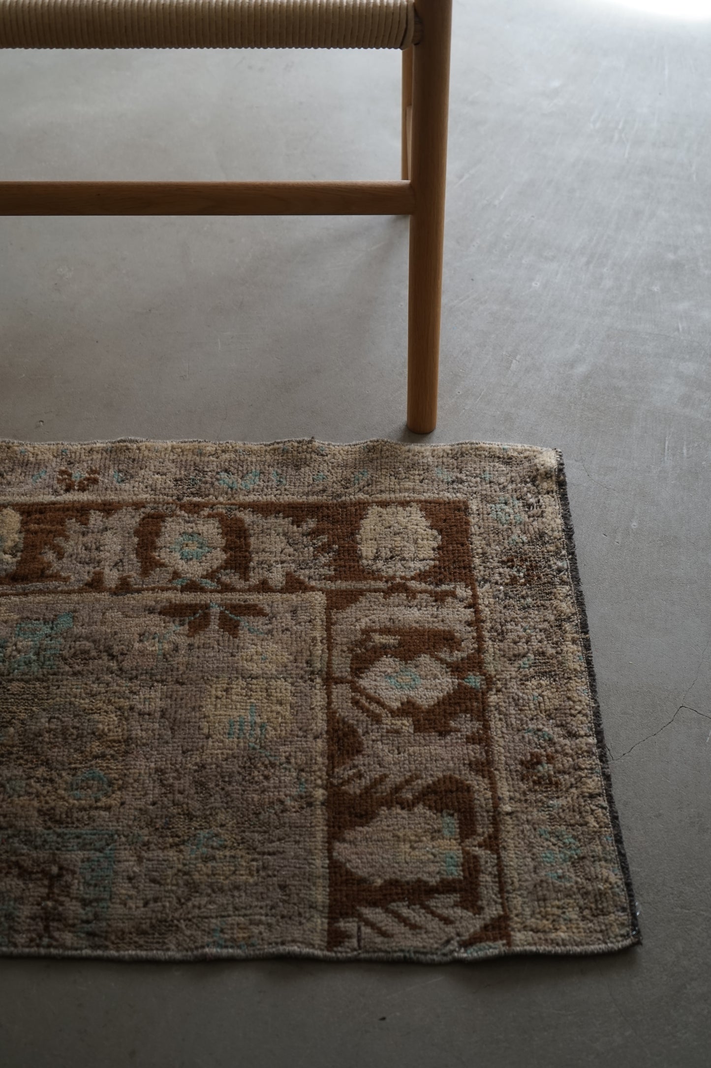 TURKEY VINTAGE SMALL GRAY RUG 78.5 × 54 cm No.TR25170