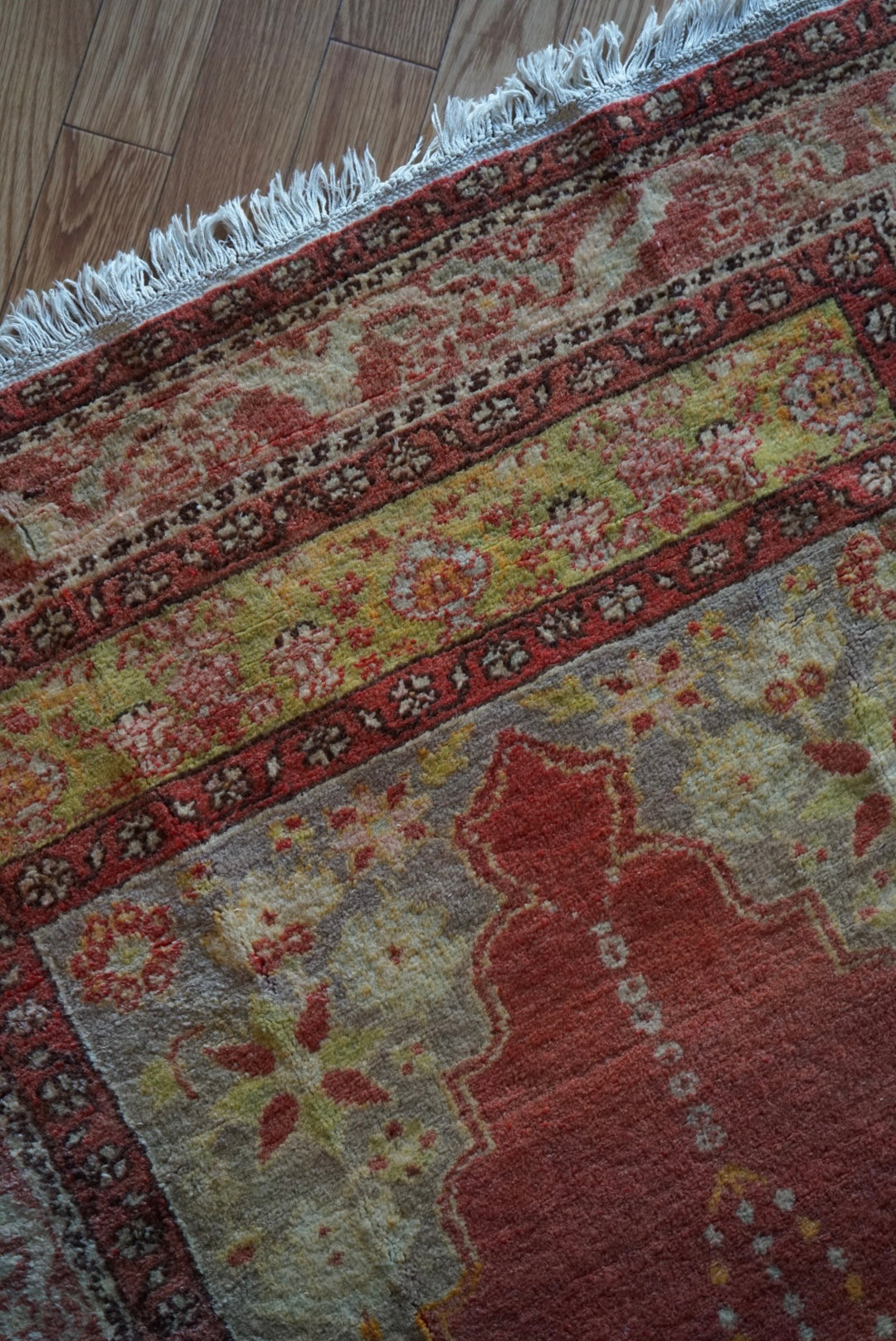 Tribal rug Türkiye Old Kayseri Prayer 1980年代 165 × 112 cm No.TR25535 / 国内送料無料・羊毛手織り絨毯