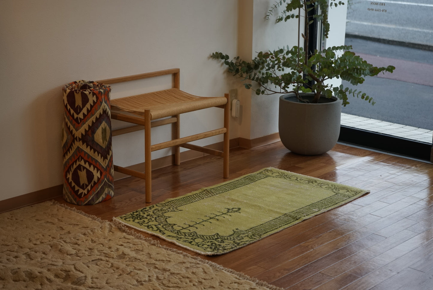 TURKEY OLD ISPARTA PRAYER RUG ARTICHOKE 1970年代 116 × 66 cm No.TR25201