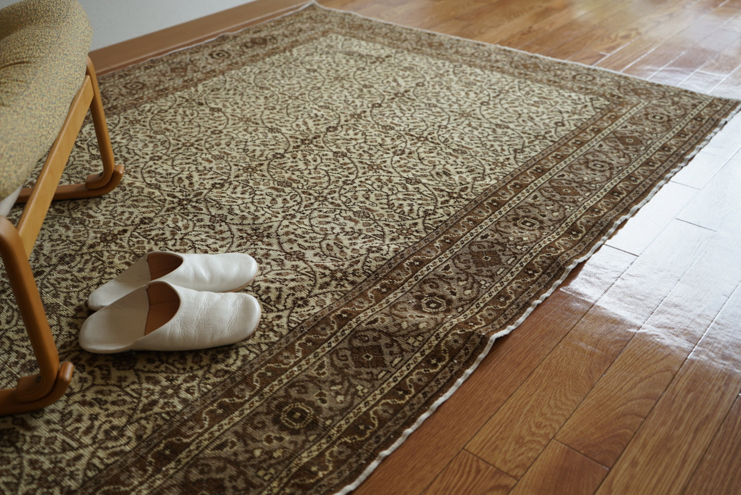 Türkiye Old Kayseri Beige , Brown Flower 1970年代 210 × 142 cm No.TR25388