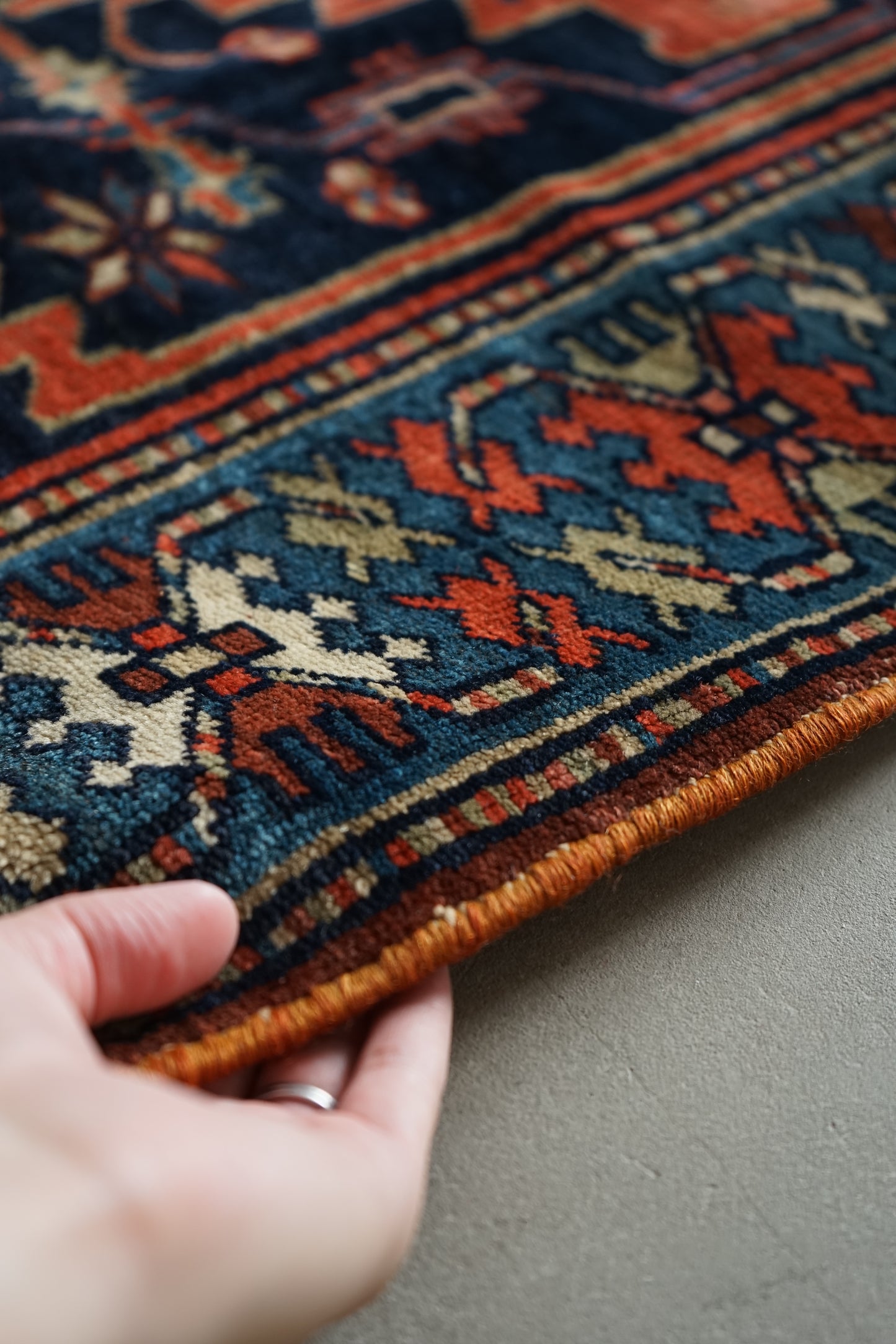 店頭販売 IRAN ANTIQUE BAKHTIARI 1820-1840年代 151 × 101 cm