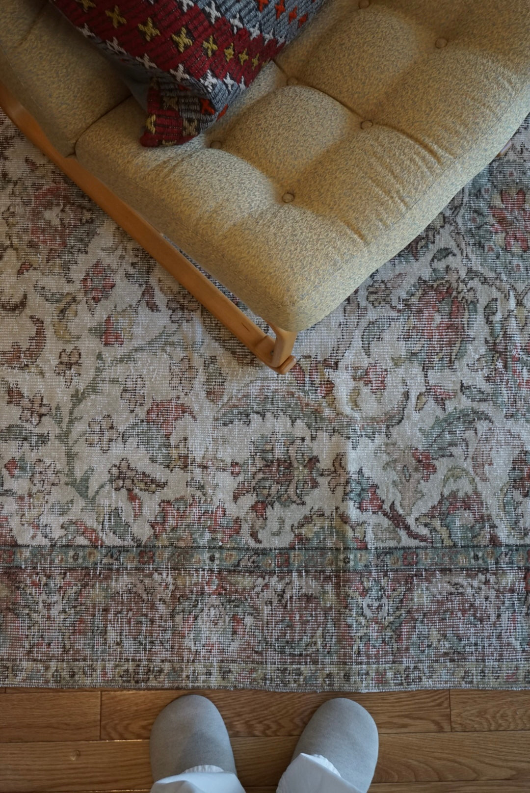 Türkiye Old Isparta Medallion Beige , Green , Rose Red 1960年代 231 × 165 cm No.TR25477 / 国内送料無料