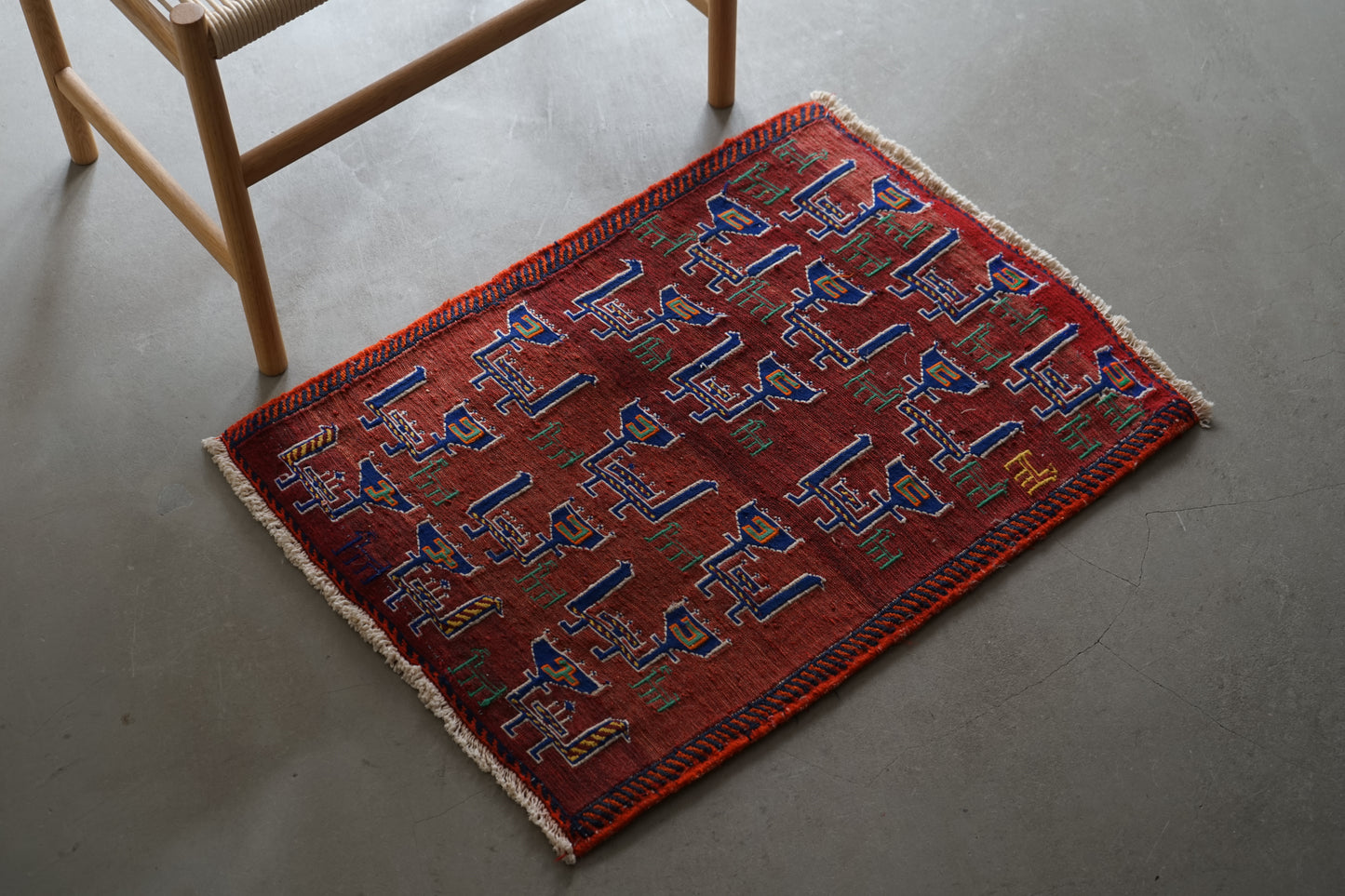 IRAN ANTIQUE SHIRAZ QASHQAI TURKS KILIM 1970年代 76 × 57 cm / 2'5" × 1'8" ft