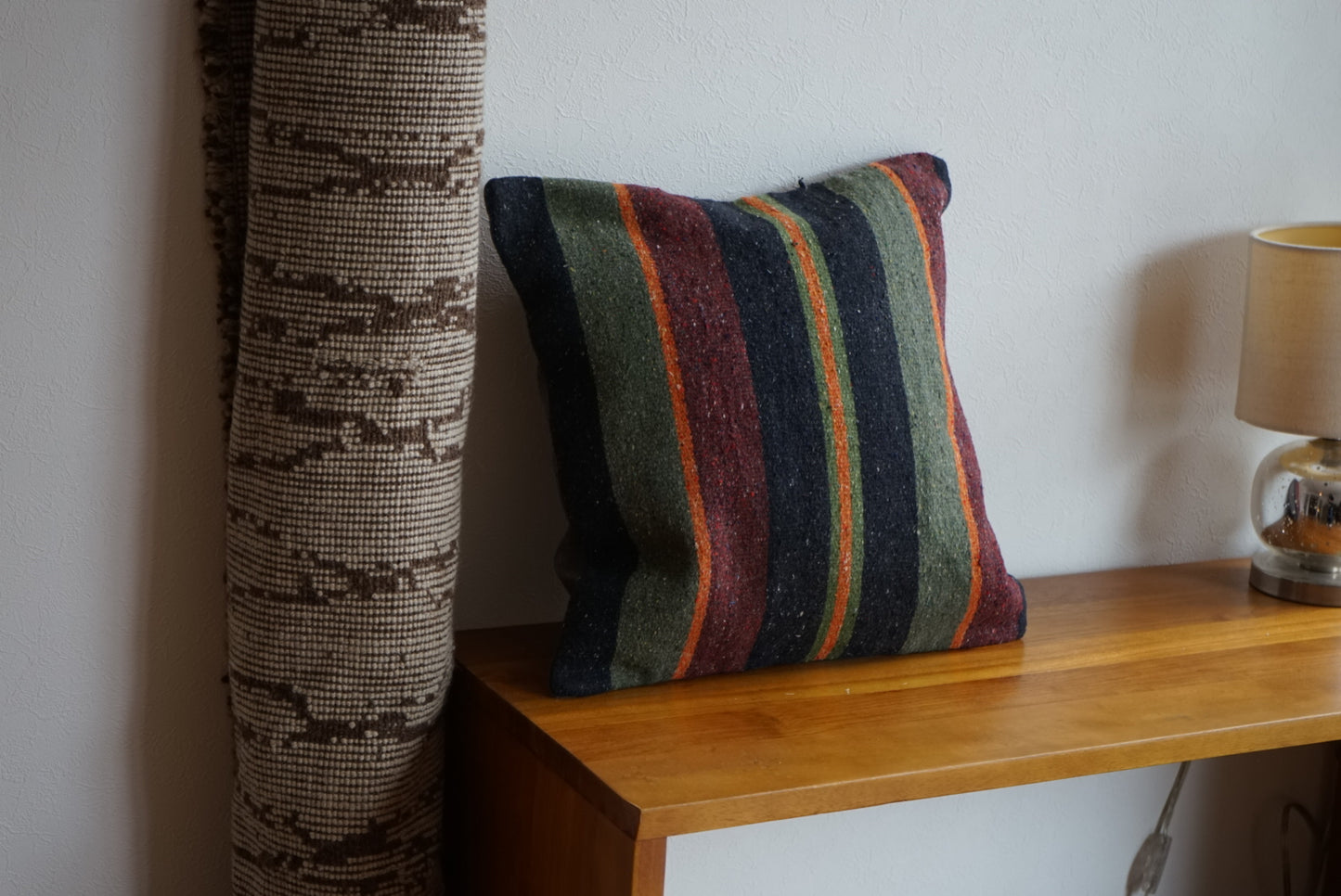 Türkiye Old Kilim Cushion Cover Mix Stripe Dark Color 50 × 50 cm No.TR25523 / 国内送料無料・羊毛手織りキリム