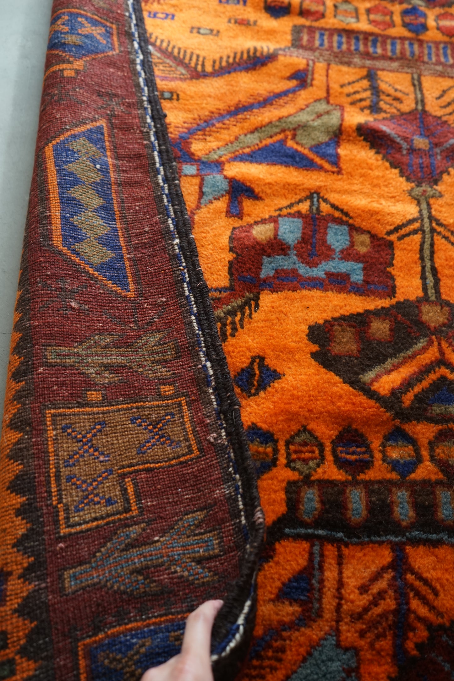 AFGHANISTAN VINTAGE BALUCH 1980-1985年 216 × 129 cm