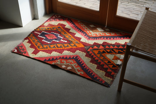 Türkiye Old Kilim Mix Color 98 × 79 cm No.TR25308