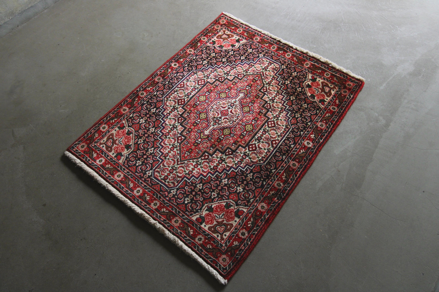 Iran antiques | Sanandaji Riz Mahi 1960年代 96×75cm