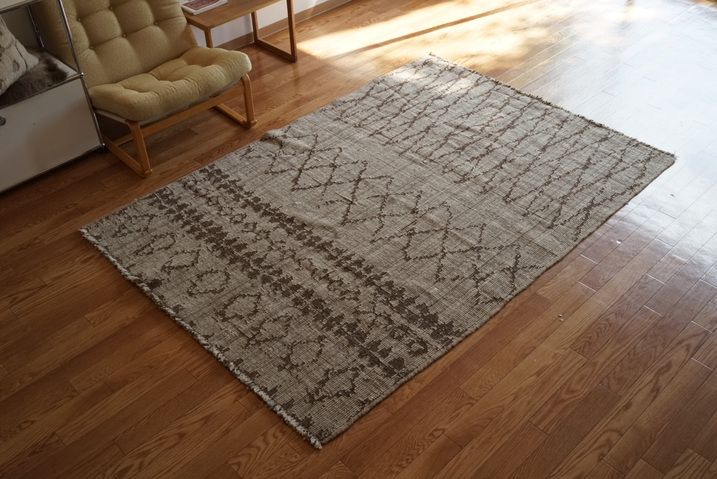 MAISON ÉTRETAT Original Iran Qashqai Kilim " Tribe " 205 × 144 cm / 国内送料無料・羊毛手織りキリム