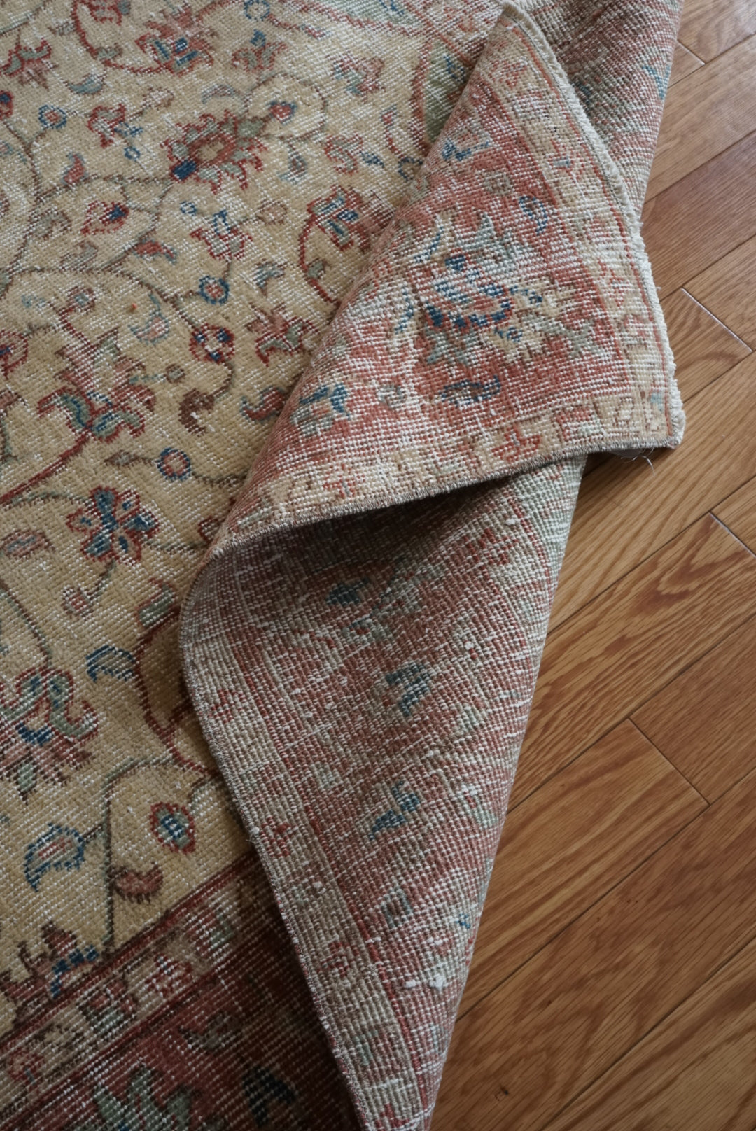 Türkiye Old Isparta Beige , Red , Green Medallion 1960年代 244 × 142 cm No.TR25455