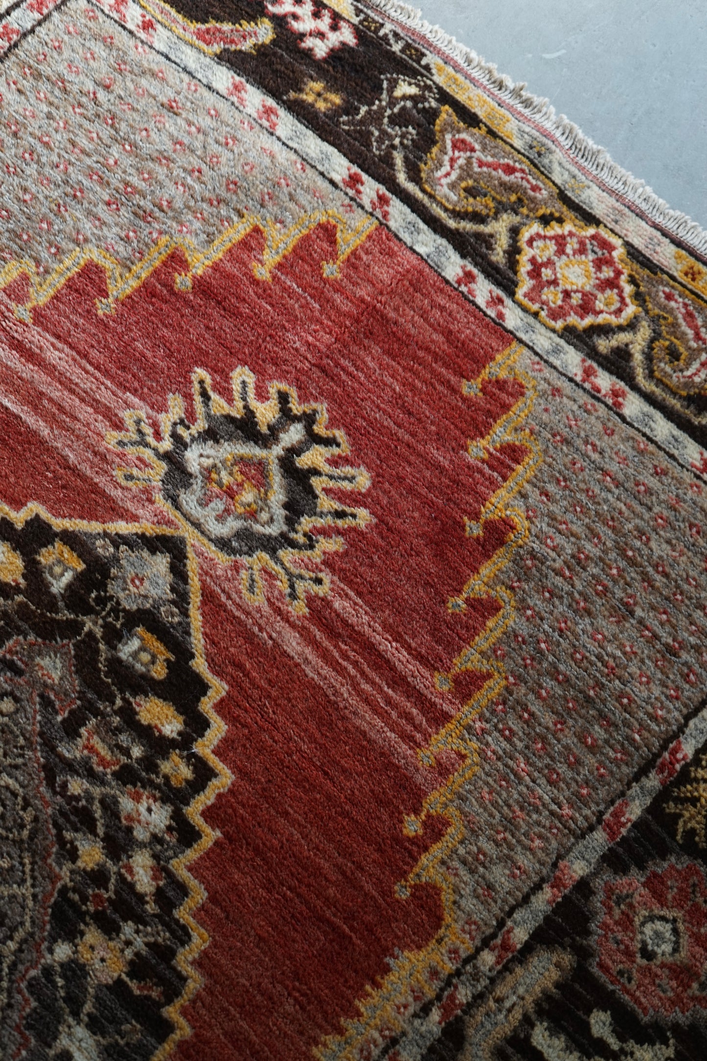 TRIBAL RUG TURKEY OLD KONYA OUSHAK 1965年代 164 × 115 cm No.TR25194