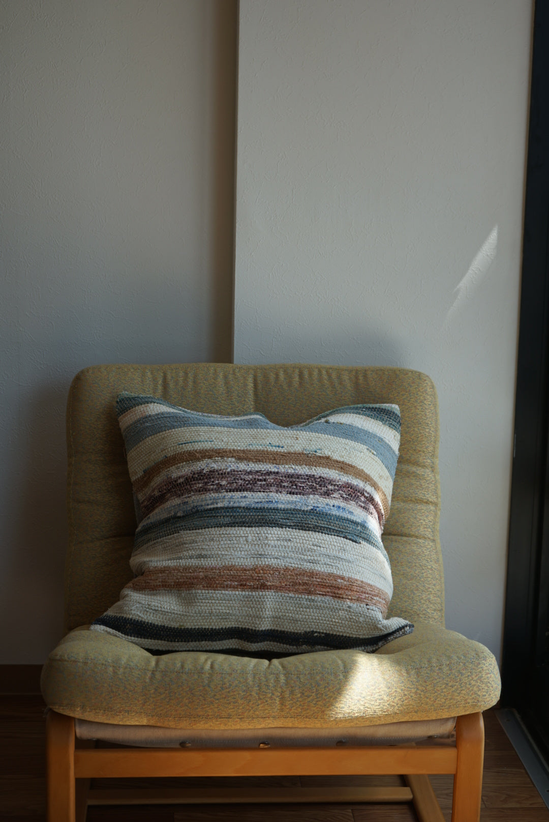 Türkiye Old Kilim Cushion Cover Stripe Mix Color Ivory , Blue 55 × 52 cm No.TR25399
