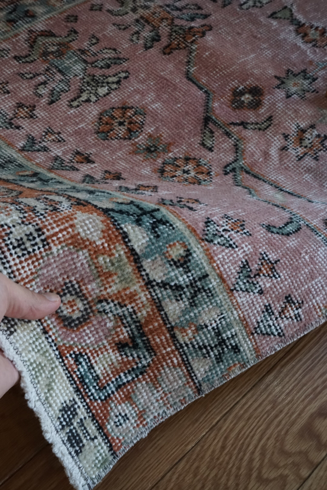 Türkiye Old Oushak Pink Flower 1970年代 95 × 60 cm No.TR25480 / 国内送料無料