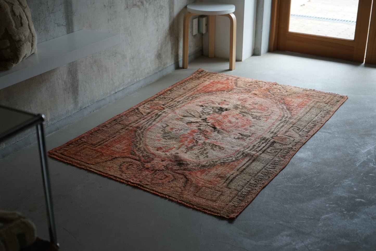 TURKEY OLD ISPARTA ROSE FLOWER 1950-1960年代 161 × 107.5 cm No.TR25129