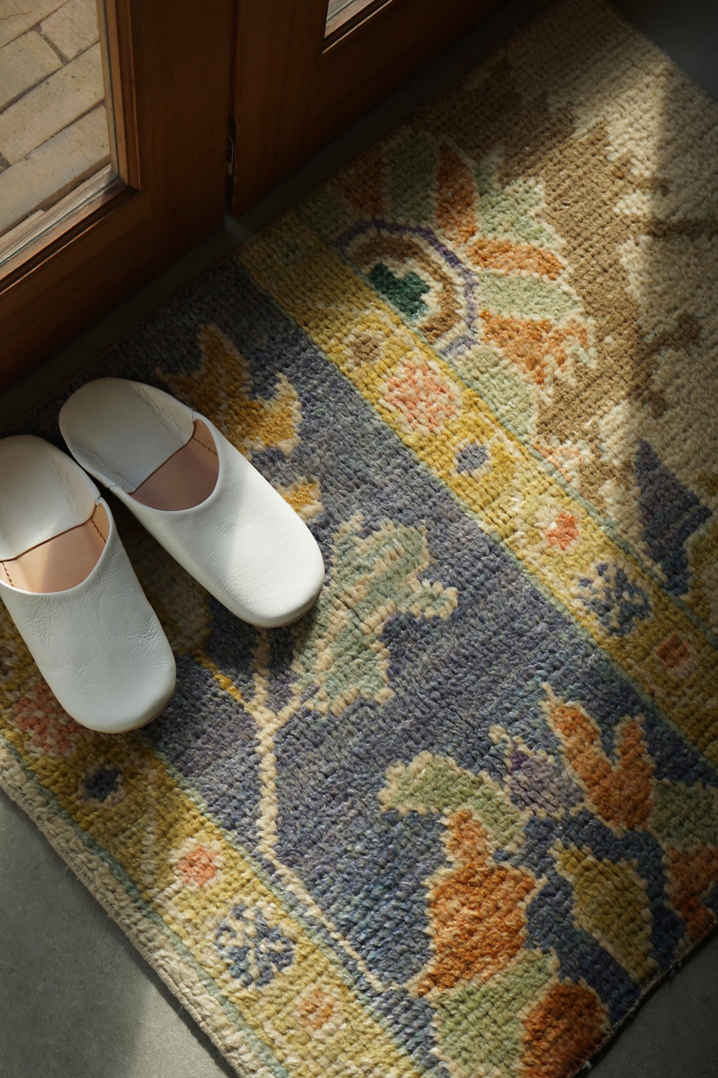 TURKEY VINTAGE SMALL RUG BEIGE FLOWER 85 × 66 cm No.TR25188