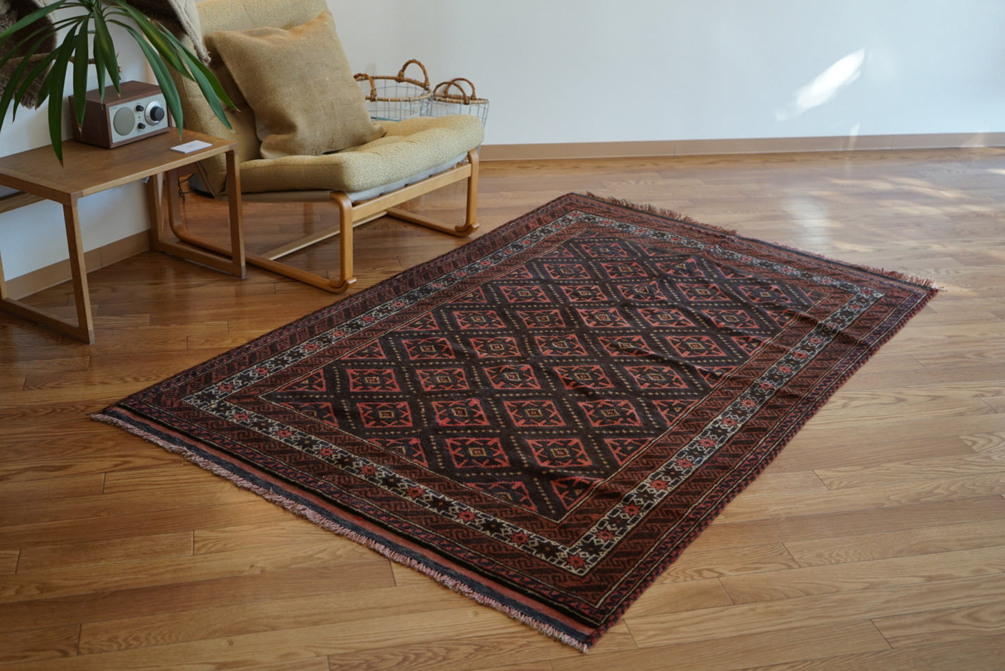 Afghanistan Old Baluch Taimani 1980年代 193 × 123 cm  No.AF2543 / 国内送料無料・羊毛手織り絨毯